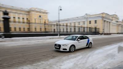 Названы главные отличия между водителями каршеринга в Петербурге и Москве