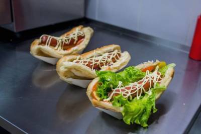 Все виды фастфуда в одном месте: кафе «Мега Food» приглашает кемеровчан на сытный обед!