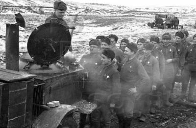 «Дробь шестнадцать»: какую пищу больше всего не любили советские солдаты