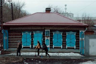 В Екатеринбурге волонтеры «Том Сойер Феста» отремонтируют дом на ВИЗе