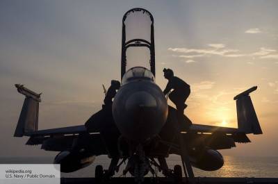 Defense Blog: пилот ВВС США замечен с российской нашивкой