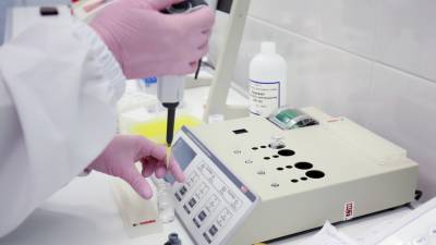 Исследование безопасности и эффективности: Минздрав разрешил проведение клинических испытаний вакцины «ЭпиВакКорона-Н»