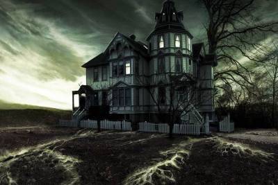 Мрачное поместье и призраки: 15 захватывающих готических романов