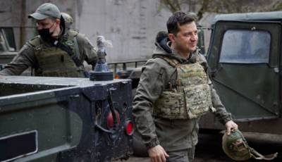 Зеленский переночевал на Донбассе и посетил места, где погибли украинские бойцы