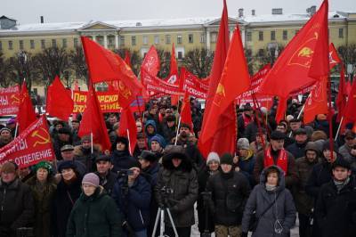 Больше мест для митингов станет в Петербурге