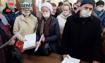 Сотни екатеринбуржцев выступили против новых многоэтажек на Уралмаше
