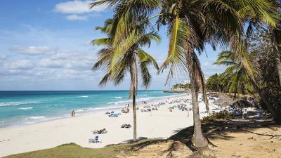 Власти Кубы разъяснили условия въезда россиян на курорт Варадеро