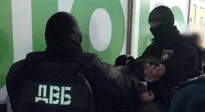 В Харькове задержали банду вымогателей - lenta.ua - Харьков
