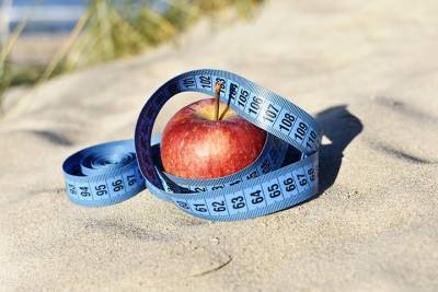 Диетолог назвала БАДы, которые могут помочь при похудении