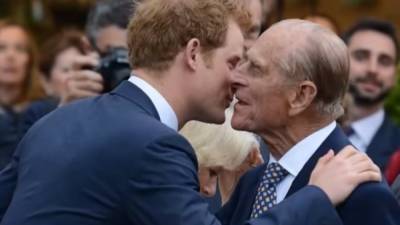 Принц Гарри воссоединится с семьей, чтобы почтить память Филиппа