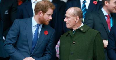 Принц Гарри собирается срочно вернуться в Великобританию из-за смерти деда, – СМИ