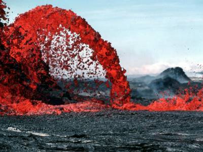 На острове Сент-Винсент впервые за 40 лет проснулся вулкан (видео)