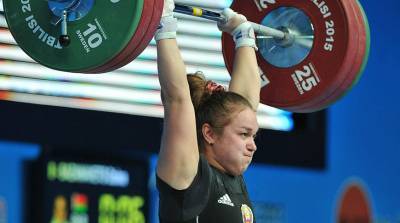 Белоруска Дина Сазановец заняла 8-е место на ЧЕ по тяжелой атлетике