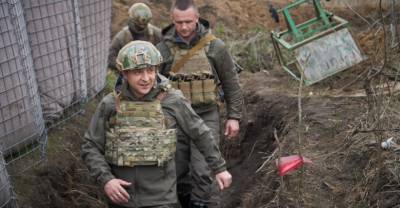 Зеленский заявил о необходимости установления перемирия в Донбассе