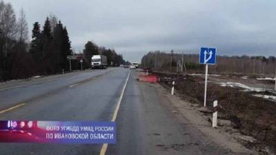 В ДТП с фурой в Ивановской области погиб человек