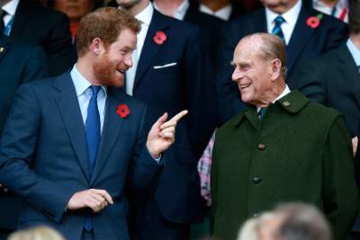 Принц Гарри может приехать на похороны принца Филиппа без Меган Маркл