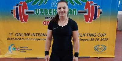 Новое звучание гимна в Москве. Украинская тяжелоатлетка выиграла золото на чемпионате Европы в России — видео