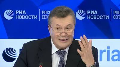 Зеленский ввел "максимальные санкции" против бывшего президента Украины Януковича