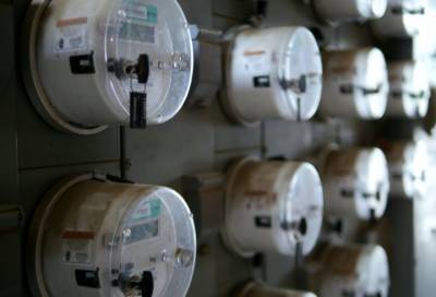 Более 2,5 тысяч петербуржцев в марте лишились электричества из-за долгов