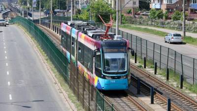 Из-за ремонта Индустриального путепровода: Киев останется без скоростного трамвая