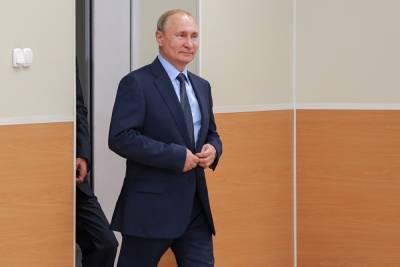 Путин ввел штраф для СМИ из-за публикации иноагентов без указания статуса