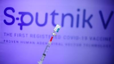 Российская вакцина "Спутник V" спасла европейскую страну от COVID-19