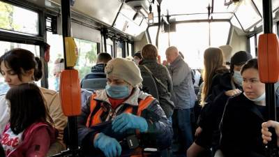 Официальный запрет на высадку детей-безбилетников из автобусов вступил в силу