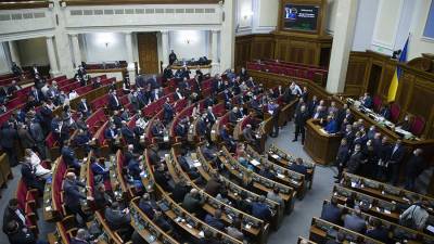 Депутат Рады раскритиковал власти Украины за «разгул нацизма» в стране
