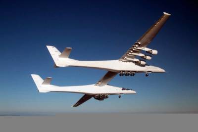 Компания Stratolaunch произвела второй испытательный полет самого большого в мире самолета Roc