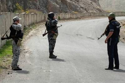 Киргизия обвинила таджикских военных в обстреле жилых домов