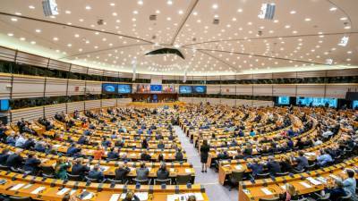 Брюссель заявил о праве ответить на санкции России против Евросоюза