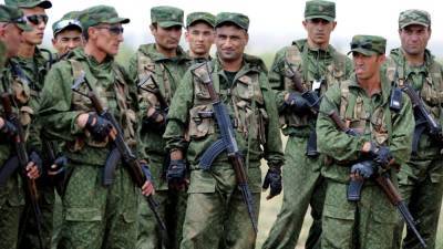 Киргизские пограничники заявили о переброске Таджикистаном военной техники к границе