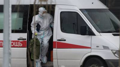 В Москве за сутки выявили 3208 случаев коронавируса