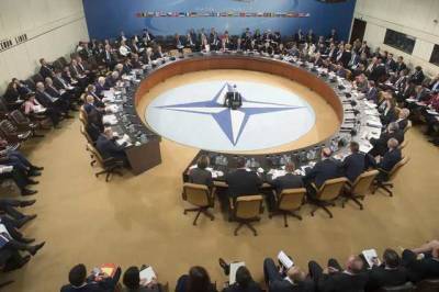 В Госдепе заявили, что США стремятся, чтобы двери в НАТО оставались открытыми для Украины