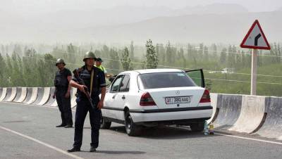 Один из районов Киргизии оказался в изоляции из-за конфликта на границе с Таджикистаном