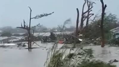 Жертвами мощного урагана на востоке Китая стали 11 человек
