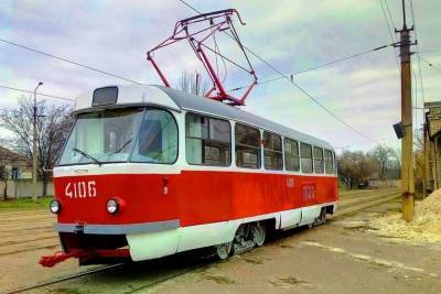 В Донецке отремонтировали трамваи и автобусы