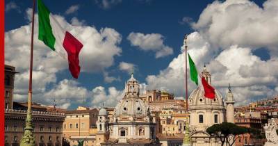 Италия начнет переоформлять россиянам туристические визы в мае