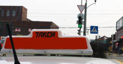 В Светлогорске таксист-должник вернул водительские права с помощью прокуратуры