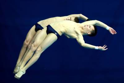 Прыгуны в воду Середа и Сербин добыли олимпийскую лицензию