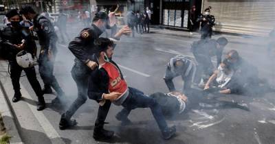 Более 60 человек задержали в Стамбуле за первомайскую акцию