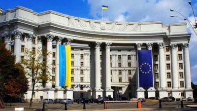 Украина отреагировала на санкции РФ против чиновников ЕС
