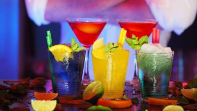 Минздрав РФ напомнил порядок действий при алкогольном отравлении