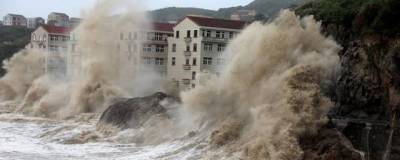 Не менее 11 человек погибли на востоке Китая по причине урагана - runews24.ru - Китай - провинция Цзянсу