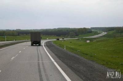 Из-за паводка временно ограничили движение транспорта по дороге из Кузбасса до Алтая