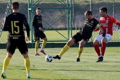Футбол в Крыму: ТСК-Таврия проиграла в принципиальном матче