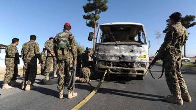 Не менее 16 человек погибли при взрыве автобуса в Афганистане