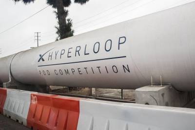 Стала известна дата запуска высокоскоростного транспорта Hyperloop и мира