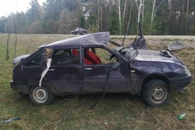 Девушка и парень погибли в авариях с водителями без прав под Новосибирском