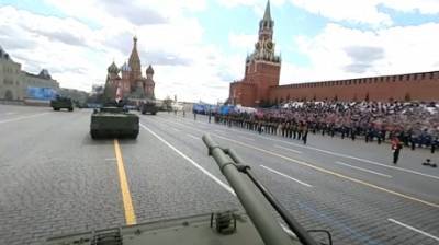 Парад Победы можно посмотреть с эффектом присутствия из танка с Красной площади